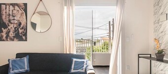 2-bedroom townhome in beautiful Americana with AC and comfort