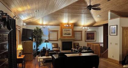 TPC Week Private Luxury Gated Getaway adjacent to Sawgrass