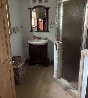 Nicht klassifiziertes Bild, 3 von 10, Schaltfläche