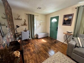 Unclassified image, 4 of 50, button