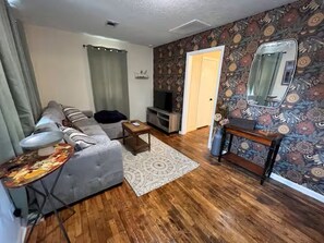 Unclassified image, 5 of 50, button