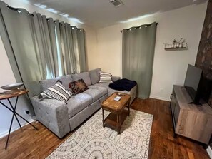 Unclassified image, 3 of 50, button