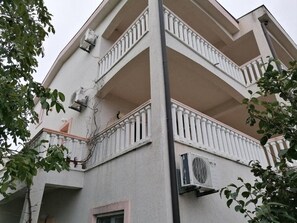 Exterior detail - Villa Delfin 3 - Studio in Šušanj (Šušanj)