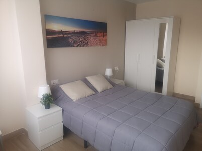 Full apartment 13 beds and 3 bathrooms near the airport North La Laguna Tenerife