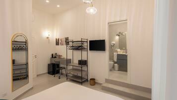 Deluxe-Doppelzimmer, 1 Schlafzimmer, Nichtraucher | Zimmersafe, Verdunkelungsvorhänge, schallisolierte Zimmer