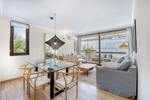 Dining - Arauco Urban - Apart in Las Condes near Parque Arauco (Las Condes)