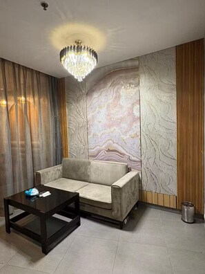 Billede uden beskrivelse, 2 af 7, knap