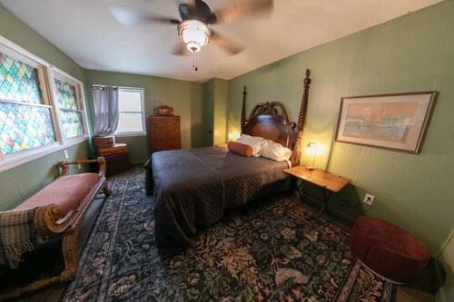 The Captain’s Anchor