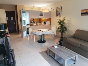 Interior - 100 m from the beach, prime location (Arcachon)