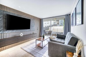 TV - Eluchans One with Pool & parking near Reñaca Beach (Viña del Mar)