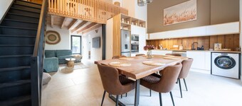 House with spa and direct access to Lake Cazaux