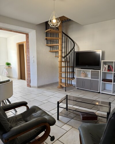 Cottage 'Gîte 4 Personnes – Drôme Provençale' with Shared Terrace, Wi-Fi and Air Conditioning