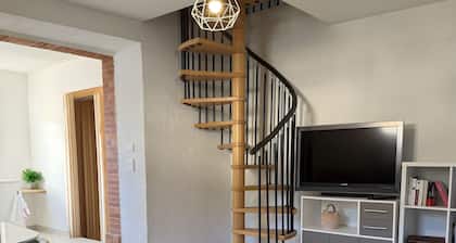 Cottage 'GĂźte 4 Personnes â DrĂŽme Provençale' with Shared Terrace, Wi-Fi and Air Conditioning