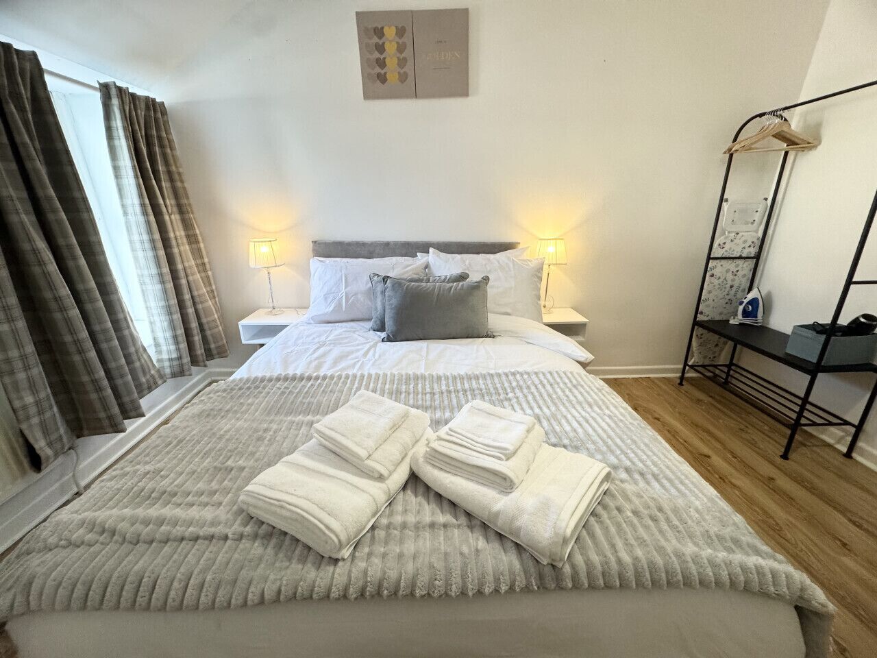 Desk, iron/ironing board, travel cot, WiFi