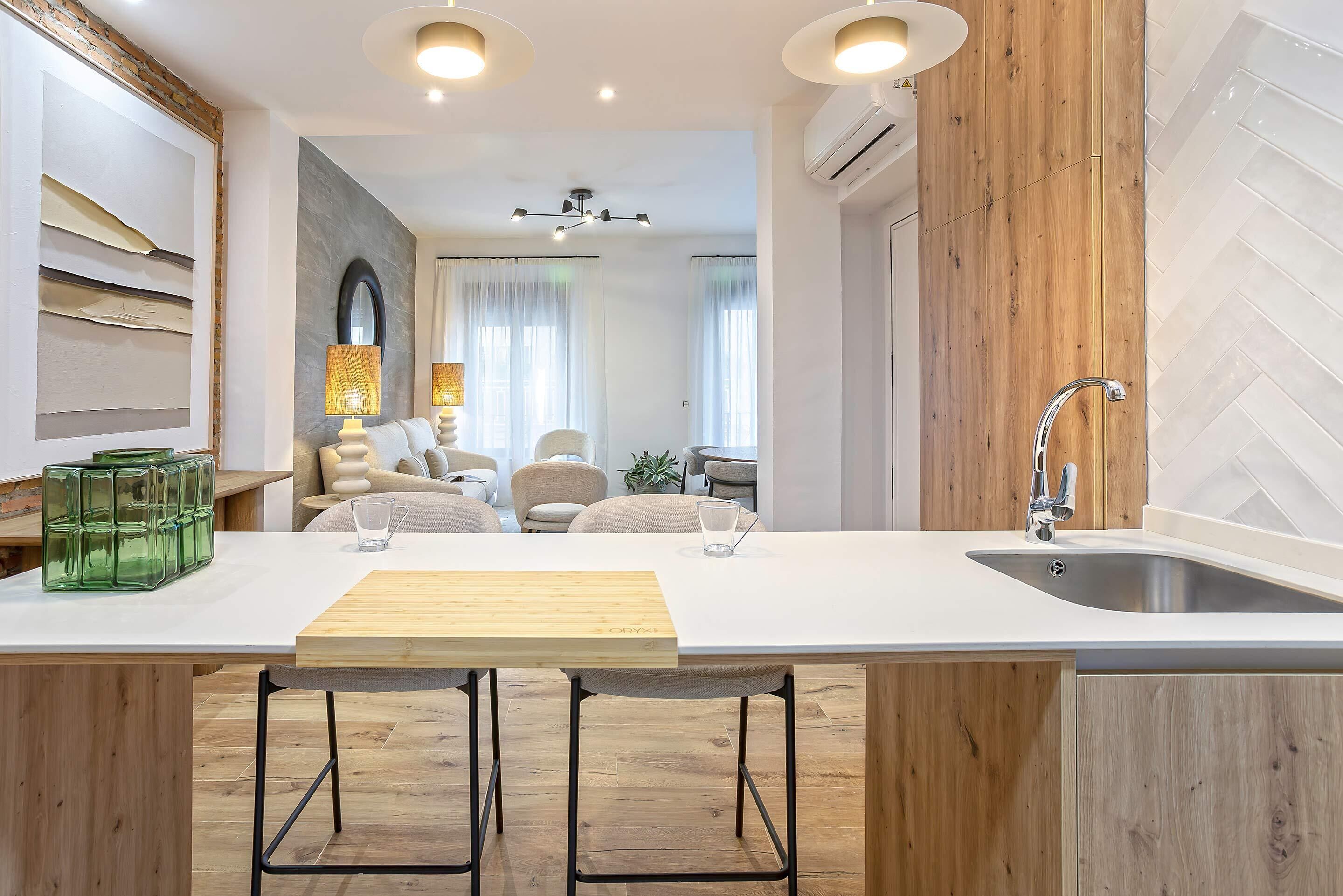 Căn hộ (3 Bedrooms) | Bếp riêng | Lò vi sóng, lò nướng, bếp nấu, dụng cụ pha cà phê/trà 