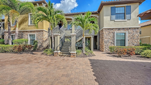 星評価なしの画像、1 / 71、ボタン