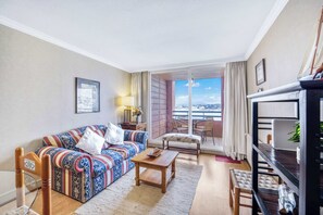 TV - Los Lilenes Beach  W/ Ocean View near Club de Yates (Concón)