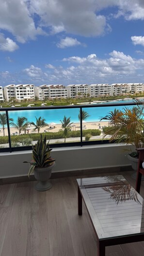 Niet-geclassificeerde afbeelding, 3 van 23, knop