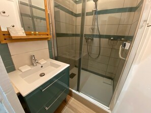 Assecador de cabells i tovalloles 