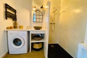 Assecador de cabells i tovalloles 