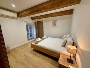 Photo non classée, 5 sur 28, bouton