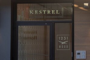 Exterior detail - Inquirer Studio at The Kestrel (Philadelphia)