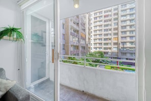 Interior - Live Downtown 2BR Apartment W/ 2 TV near Downtown (Santiago)