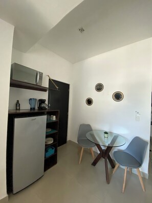 Interior - Comfortable centrally located studio w/alberca (Cancún)