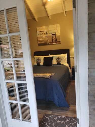 Captain`s Quarters Tiny House