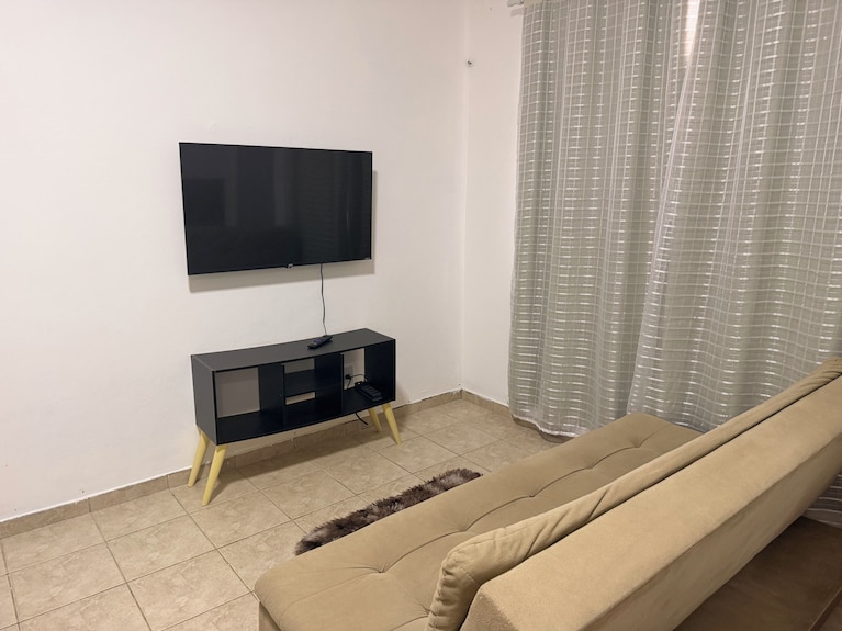 Private Studio Apartment With Smart Tv And Air Conditioning. - Contagem