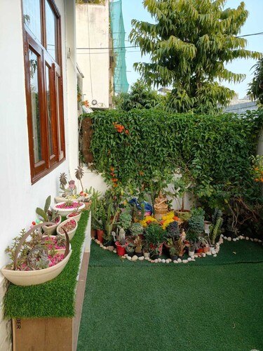 Modern Family Stay with Garden