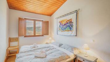 3 chambres, fer et planche Ă repasser, Wi-Fi, draps fournis