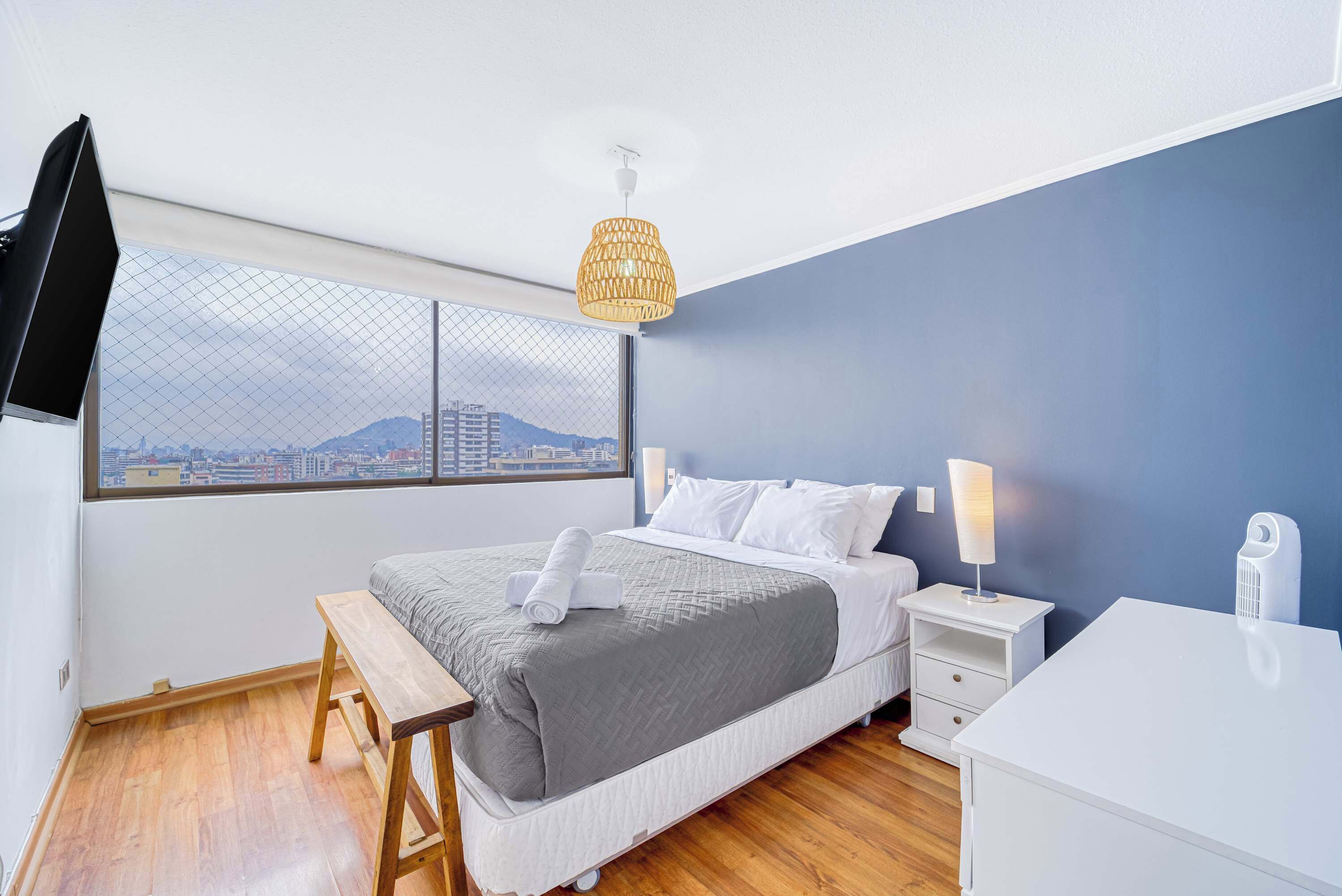 2 habitaciones, tabla de planchar con plancha y wifi 