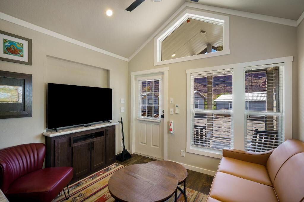 Deluxe Cottage, Balcony, Mountain View