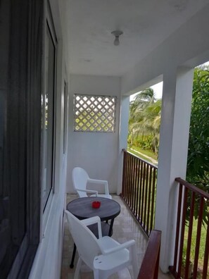 Deluxe tweepersoonskamer, balkon, uitzicht op tuin