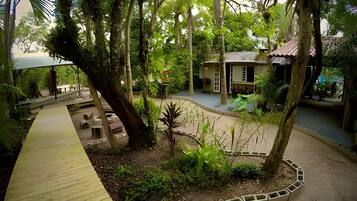 Villa | Enceinte de lâhĂ©bergement