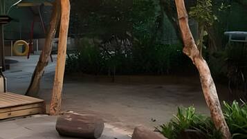 Eenvoudige villa | Terrein van de accommodatie