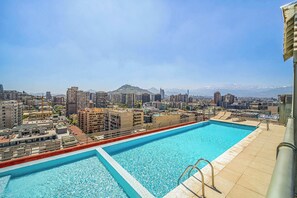 Pool - Espacio Lira - 1D & Wifi (Santiago)