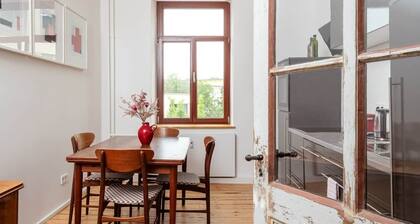 Künstlerzimmer 1.5 - das Minimalistische