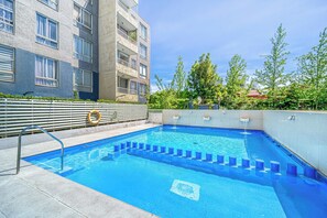 Pool - Portugal Chic - 1D Piscina & Gimnasio (Santiago)