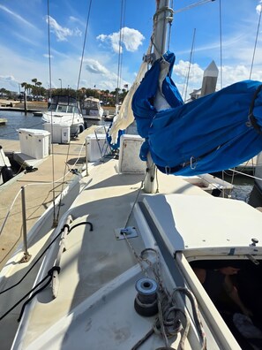 Unclassified image, 3 of 12, button - Peaceful 1-bedroom boat in Daytona Beach for a relaxing stay (Daytona Beach)