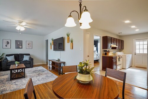 Vestavia 3 BR Great Location