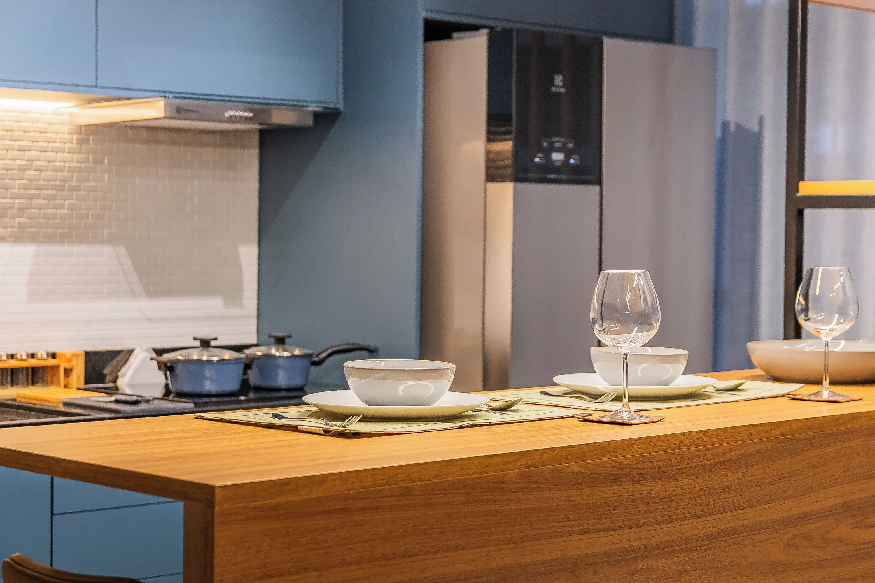 Duplex luxo, cozinha, vista para a cidade | Sala de jantar