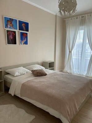 3 bedrooms, iron/ironing board, free WiFi, bed sheets - Beautiful Colors Residence Villa (Odăile)