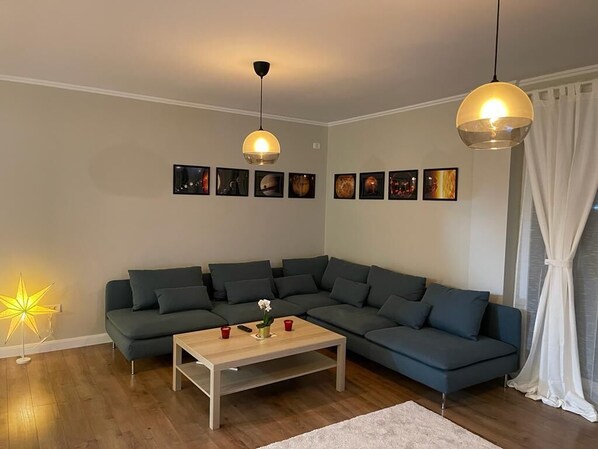 Billede uden beskrivelse, 1 af 17, knap