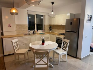 Billede uden beskrivelse, 4 af 17, knap