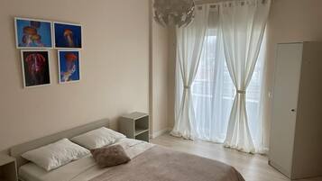 3 soverom, strykejern/-brett, wi-fi (inkludert) og sengetøy