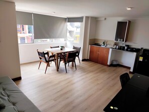 Basic Triple Room, Multiple Beds, Kitchenette - ABC-53 (Medellín)