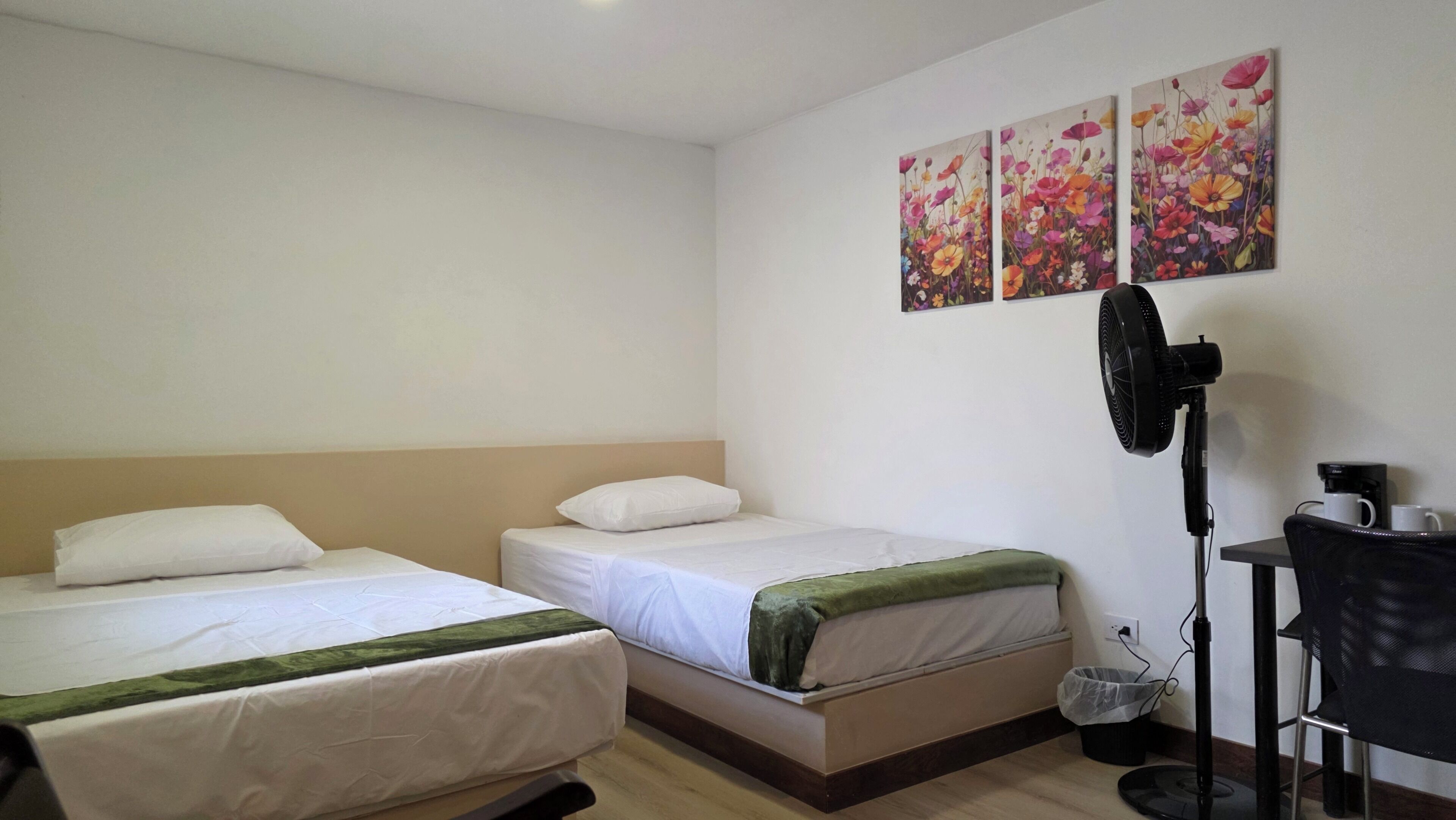 Basic Twin Room, Microwave | Desk, laptop workspace, free WiFi