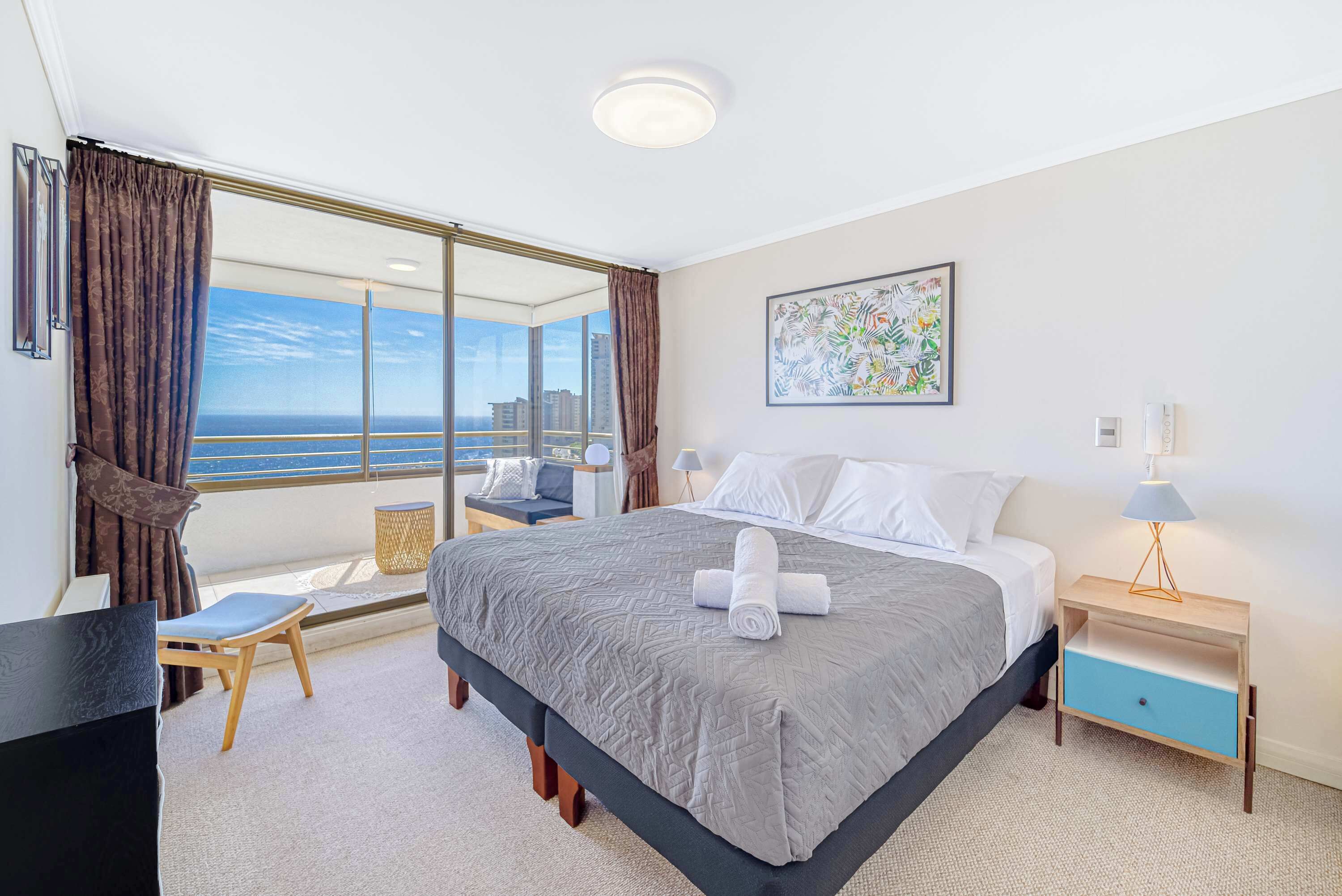 3 bedrooms, iron/ironing board, WiFi